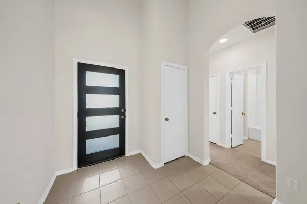 13105 Oleander Bay LN, Texas City, TX 77568