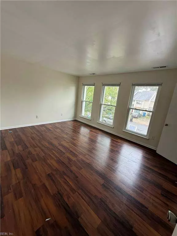 3622 Chimney Creek DR, Virginia Beach, VA 23462