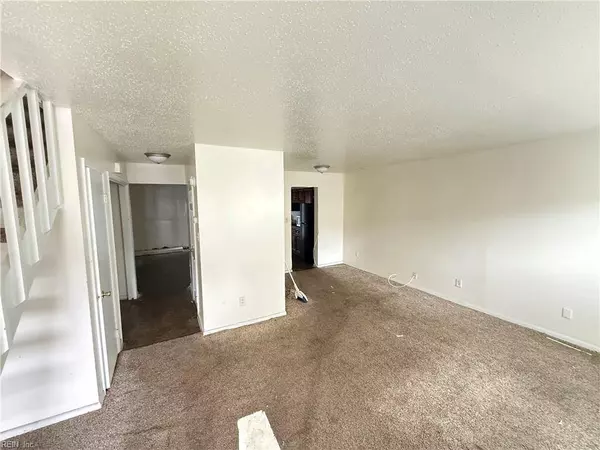 3622 Chimney Creek DR, Virginia Beach, VA 23462