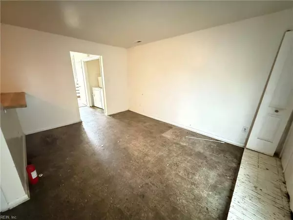 3622 Chimney Creek DR, Virginia Beach, VA 23462