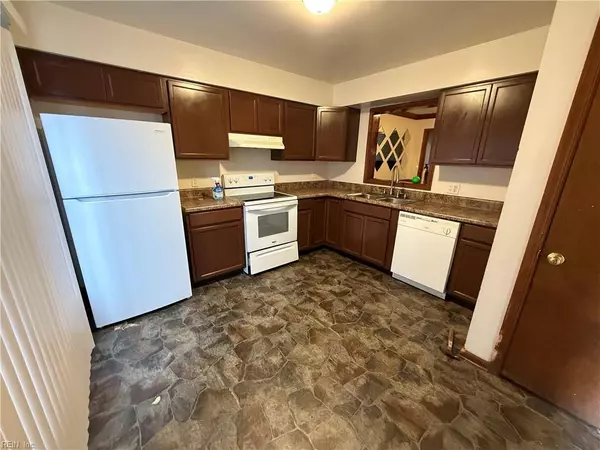 520 Lake Havasu DR, Virginia Beach, VA 23454