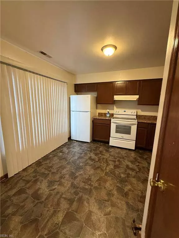 520 Lake Havasu DR, Virginia Beach, VA 23454