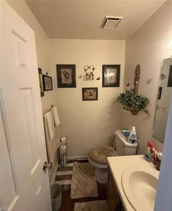 450 Lake Havasu DR, Virginia Beach, VA 23454