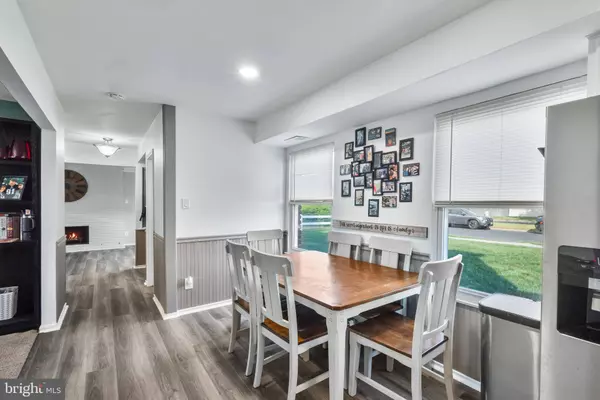 3 REGULUS DR, Turnersville, NJ 08012