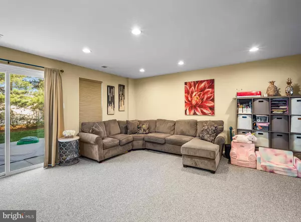 1032 REGENCY PL, Sewell, NJ 08080