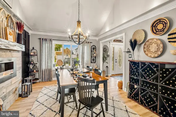 48 MAYFLOWER DR, Sicklerville, NJ 08081