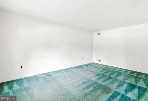 22 JOANN CT, Sewell, NJ 08080