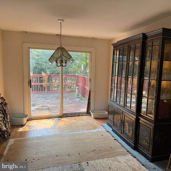 206 MIMOSA DR, Cherry Hill, NJ 08003