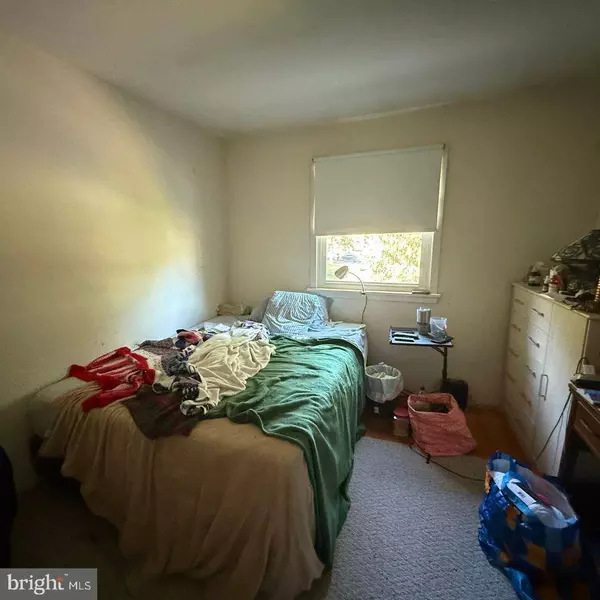 206 MIMOSA DR, Cherry Hill, NJ 08003