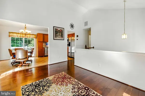 1657 CARRIAGE DR, Williamstown, NJ 08094