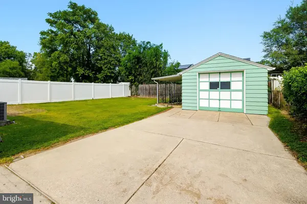 2101 BRIGHTON, Clementon, NJ 08021