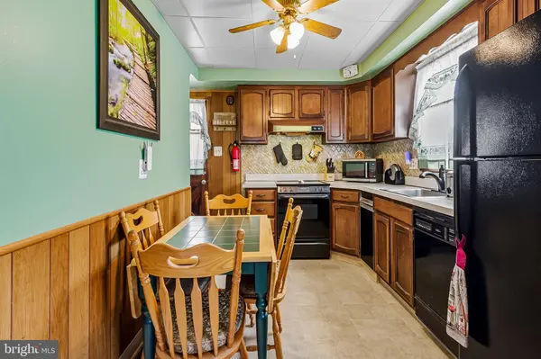 2101 BRIGHTON, Clementon, NJ 08021