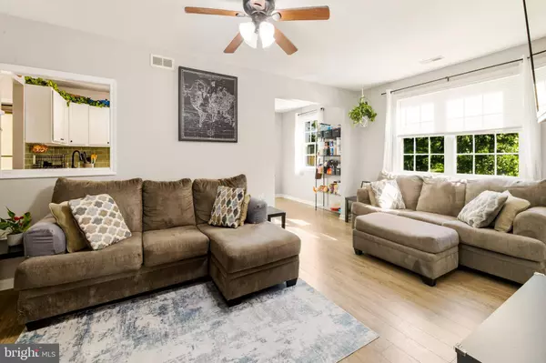 8 GEORGE WYTHE BLDG, Turnersville, NJ 08012