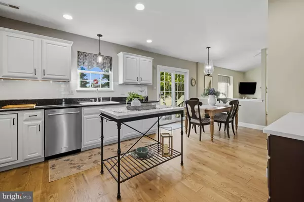 20 DRESSAGE DR, Sewell, NJ 08080