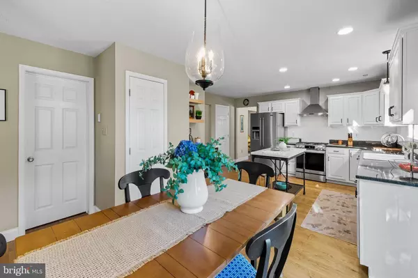 20 DRESSAGE DR, Sewell, NJ 08080