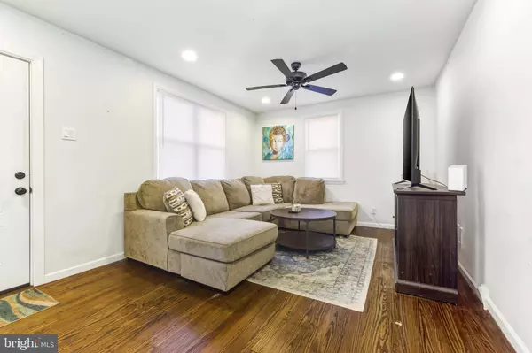 1287 CLEMENTS BRIDGE RD, Woodbury, NJ 08096