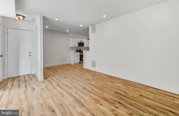 1 WINDSOR CT, Sewell, NJ 08080