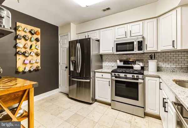 6402 BALTIMORE DR, Marlton, NJ 08053