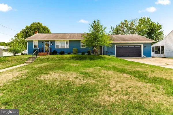 38 BURR AVE, Westville, NJ 08093