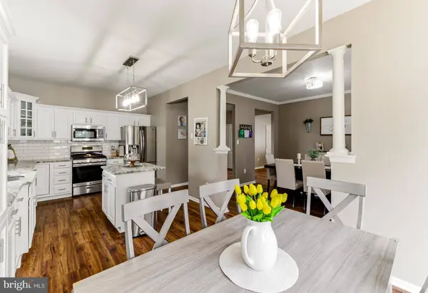 1301 SASSAFRAS LN, Williamstown, NJ 08094