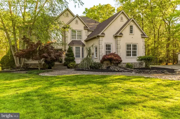 1036 HERBERT BLVD, Williamstown, NJ 08094