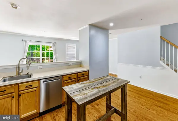 169 HIDDEN DR, Blackwood, NJ 08012