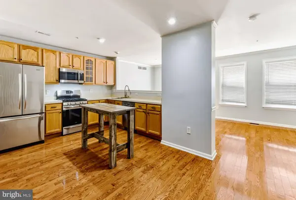 169 HIDDEN DR, Blackwood, NJ 08012