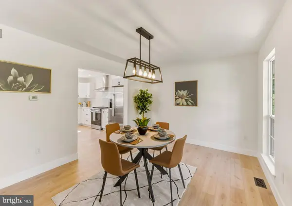 1 BANFF DR, Mullica Hill, NJ 08062