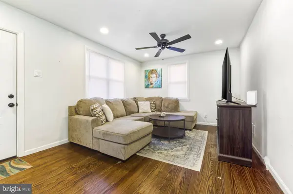 1287 CLEMENTS BRIDGE RD, Woodbury, NJ 08096