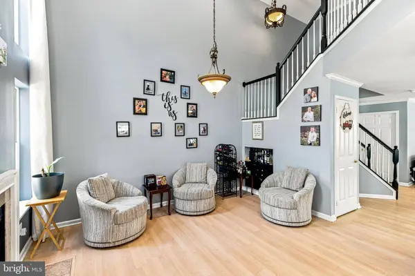 11 ELKINGTON DR, Mount Laurel, NJ 08054