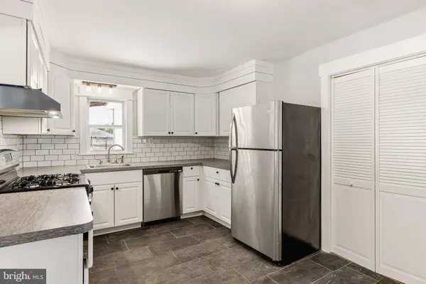 15 VASSAR AVE, Somerdale, NJ 08083