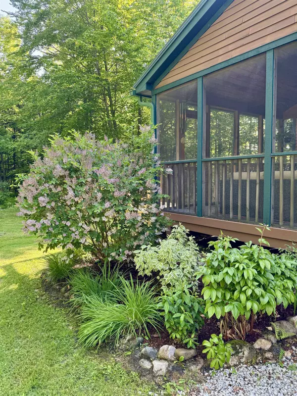 107 Top RDG, Mendon, VT 05701