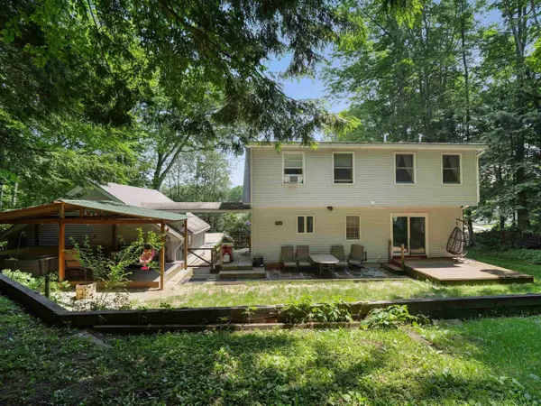 133 Dorr DR, Rutland City, VT 05701