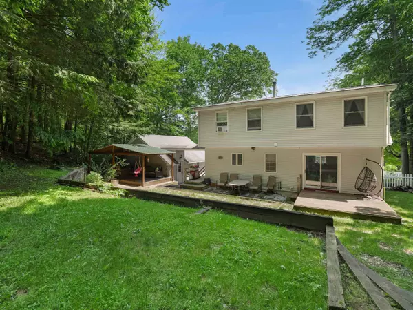 133 Dorr DR, Rutland City, VT 05701