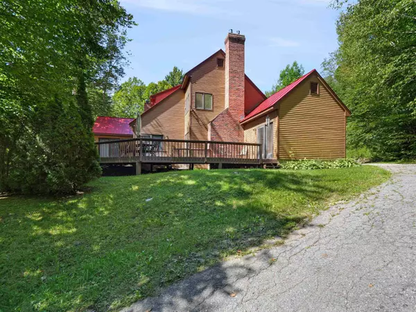 65 Roaring Brook RD, Killington, VT 05751