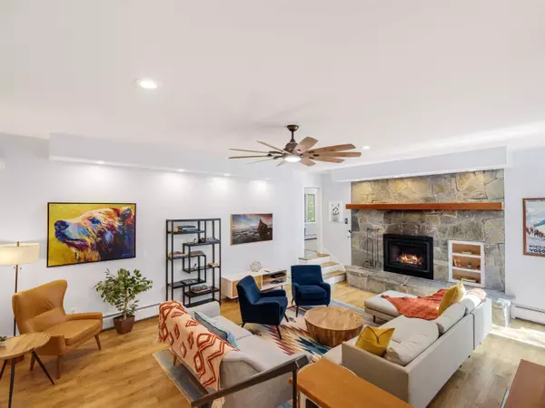 65 Roaring Brook RD, Killington, VT 05751