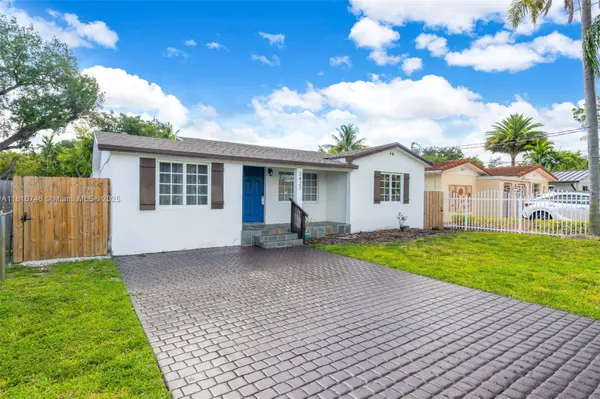 3427 SW 64th Ave, Miami, FL 33155