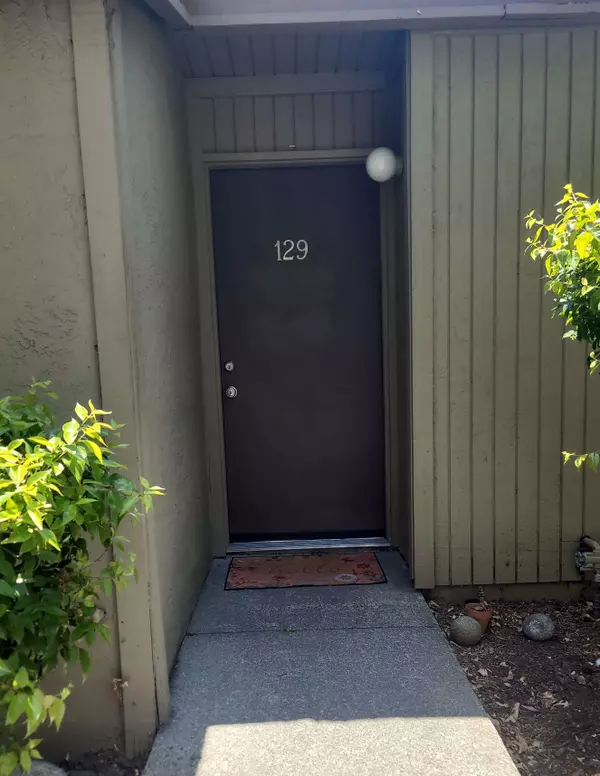 3051 Treat Blvd #129, Concord, CA 94518-2716