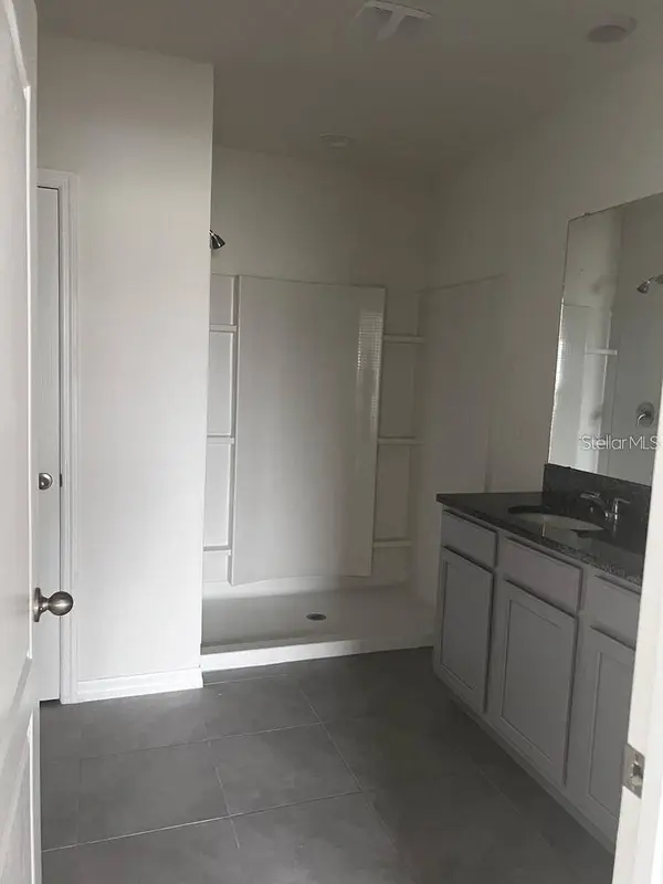 521 NICKEN GRV, Davenport, FL 33837