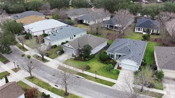 109 AVENHAM DR, Deland, FL 32724