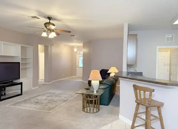 109 AVENHAM DR, Deland, FL 32724