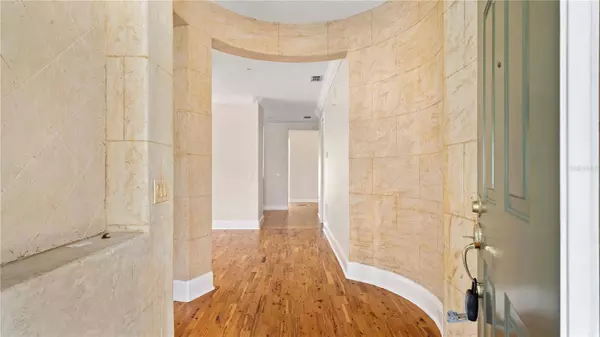 9866 LAKE DISTRICT LN, Orlando, FL 32832