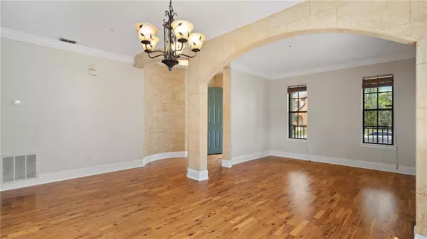 9866 LAKE DISTRICT LN, Orlando, FL 32832