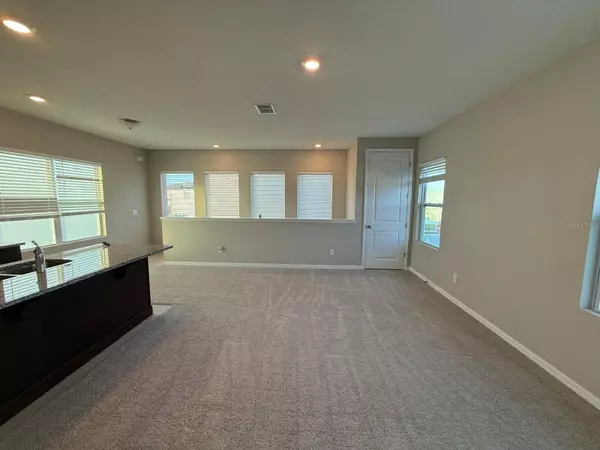 3124 VOYAGER AVE, St Cloud, FL 34771