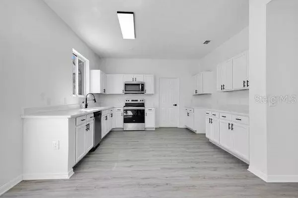 227 SAND RIDGE DRIVE, Davenport, FL 33896