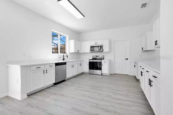 227 SAND RIDGE DRIVE, Davenport, FL 33896