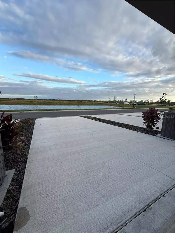 2077 CALM SOUL WAY, Kissimmee, FL 34744