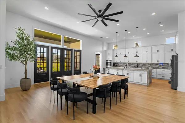 18800 GROVES DR, Groveland, FL 34736