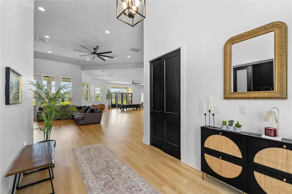 18800 GROVES DR, Groveland, FL 34736