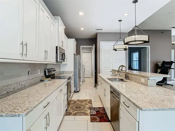 1021 W 25TH ST, Sanford, FL 32771